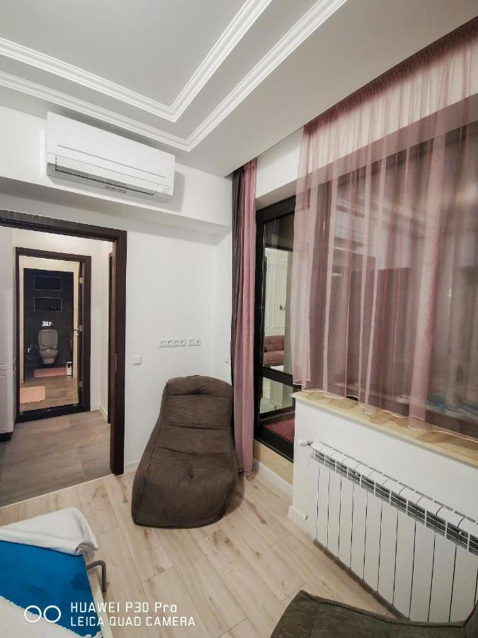 Luxury Apartments Alix Burgas Esterno foto