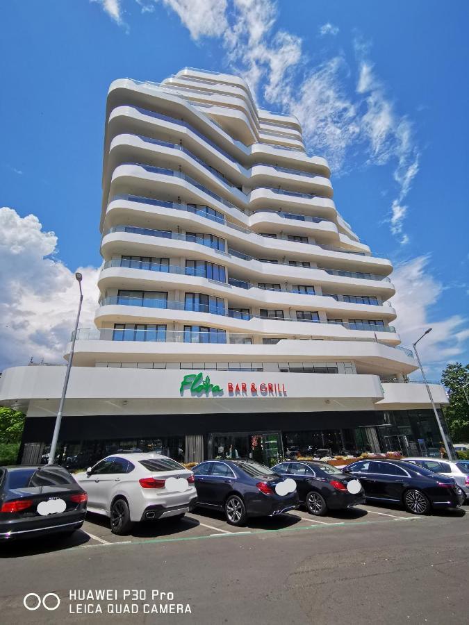 Luxury Apartments Alix Burgas Esterno foto